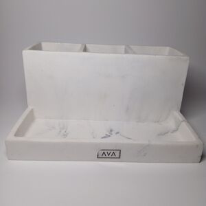 Antartic Vanity Organiser.